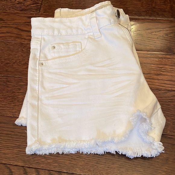 NWT WHITE PRIMARK JEAN SHORTS - Picture 4 of 5